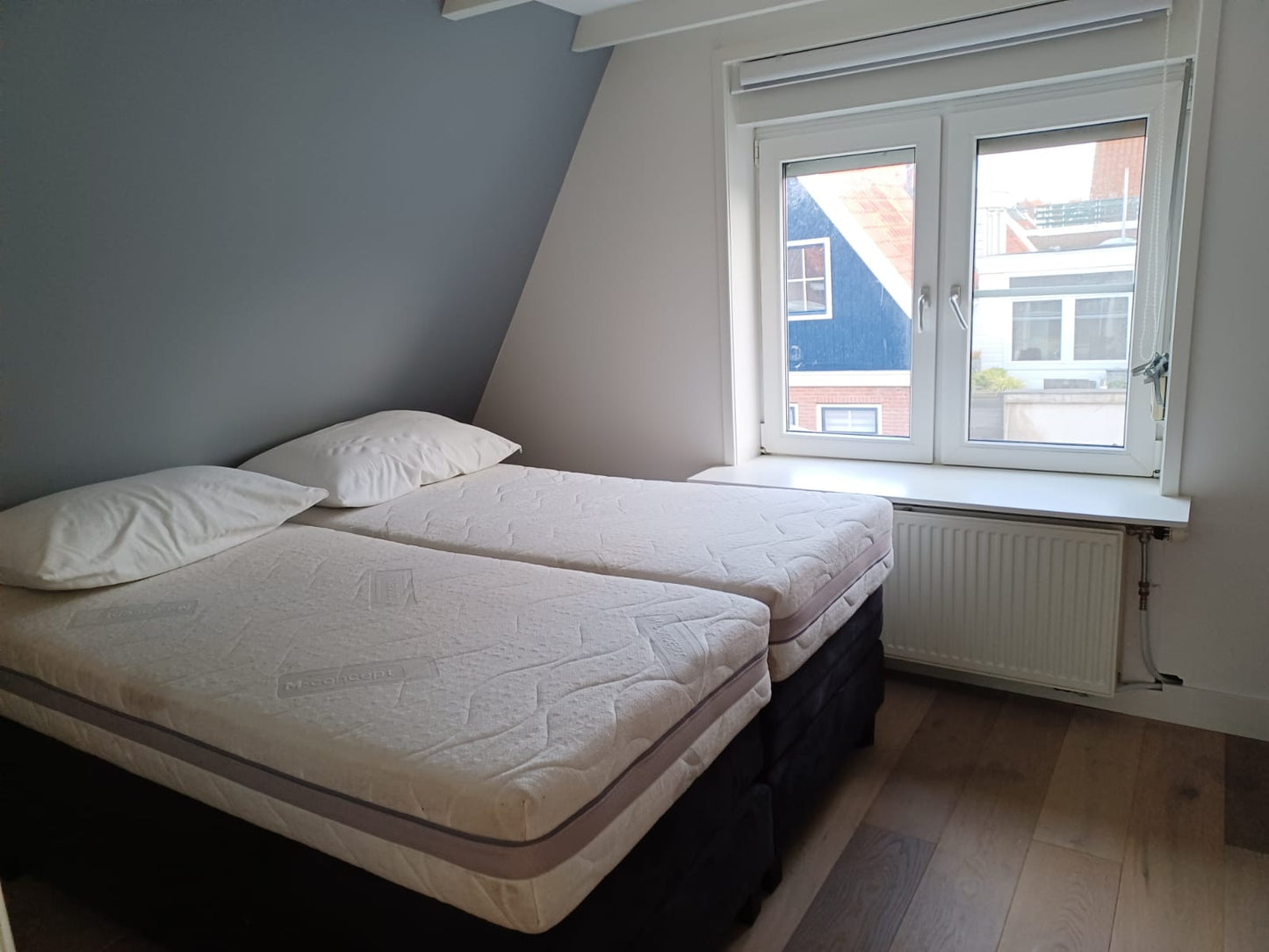 Pastoor van der Weidenstraat 22, Volendam
