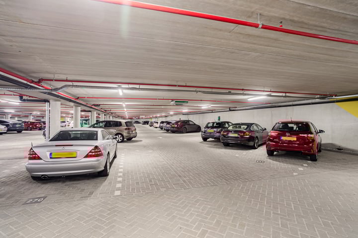 Nida Senffstraat 197, Amsterdam