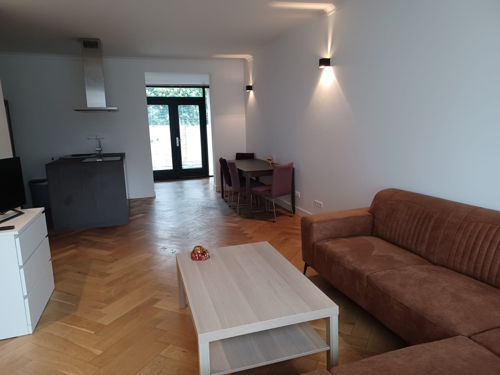 Pastoor van der Weidenstraat 22, Volendam