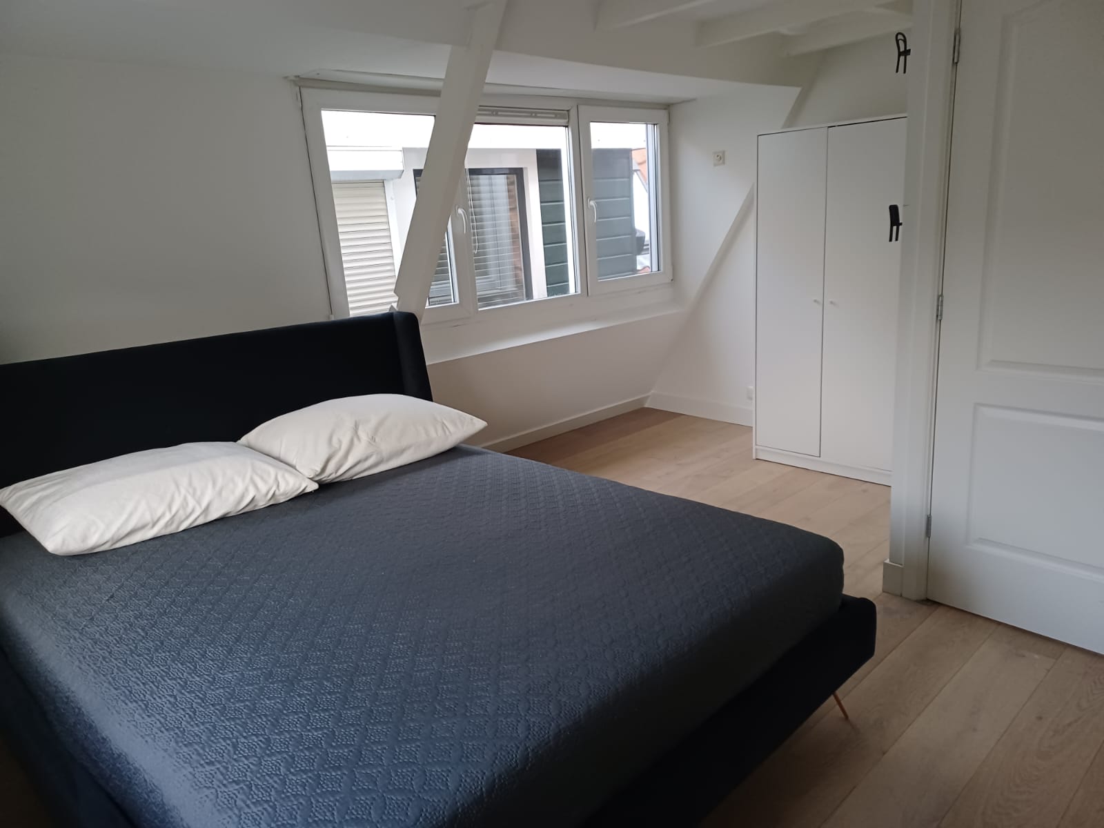 Pastoor van der Weidenstraat 22, Volendam