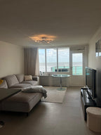 Zeekant 103-W, Den Haag