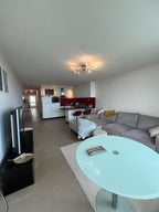 Zeekant 103-W, Den Haag