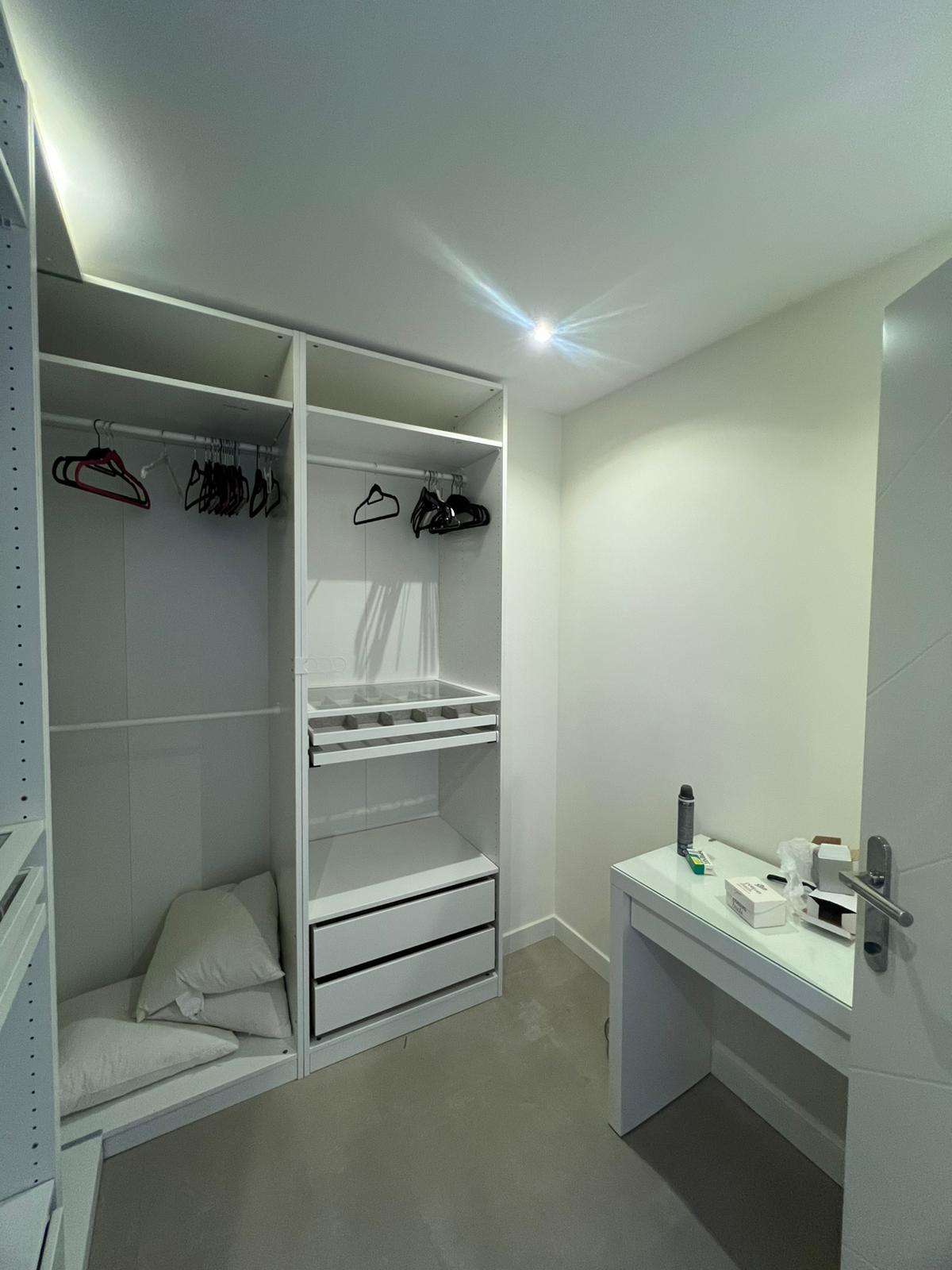 Zeekant 103-W, Den Haag